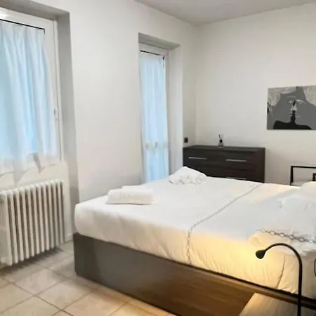 Apartment Como-svizzera Trendy Loft E Free Parking