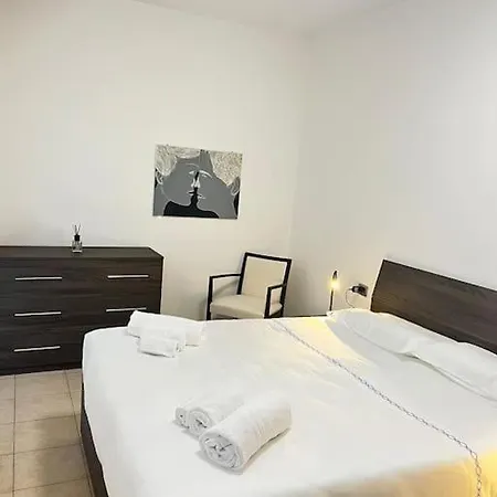 Apartment Como-svizzera Trendy Loft E Free Parking